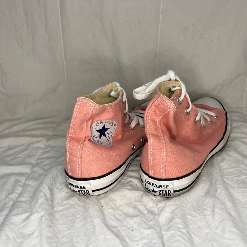 Pink Converse All Stars